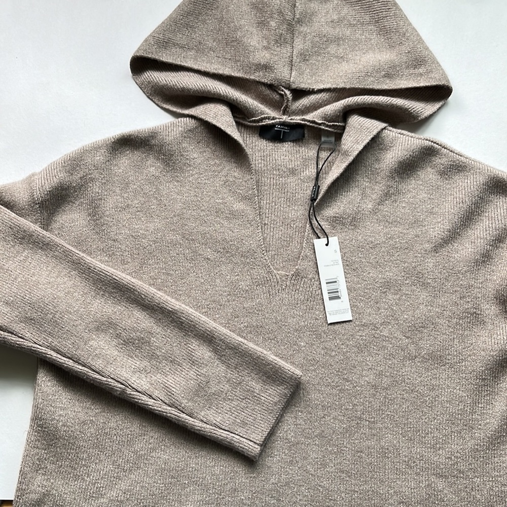Tahari Sweater Hoodie - Picture 5 of 10